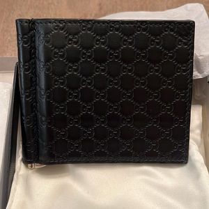 GUCCI MicroGuccissima GG Men's Black Wallet. 6 slots for cards. AUTHENTIC.